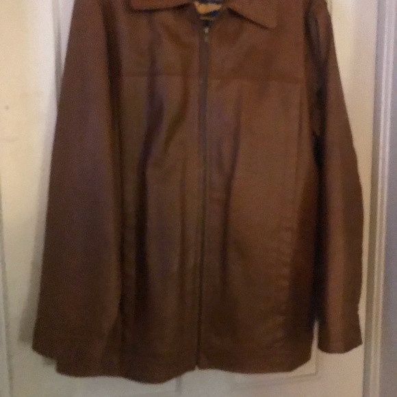 Men’s Airborne leather jacket - Picture 8 of 16
